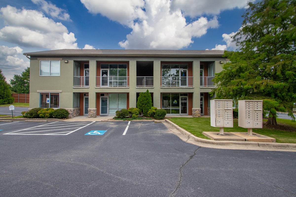 Building 4 at 16609 Cantrell Road, Highway 10 Office Park