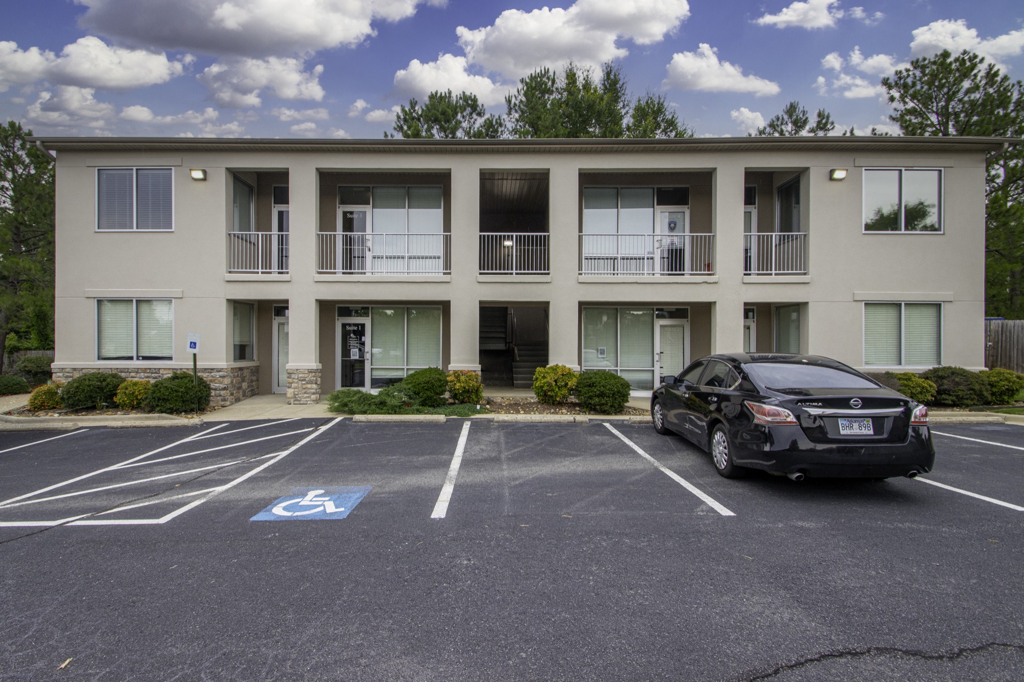 Office park building on Cantrell Road in West Little Rock